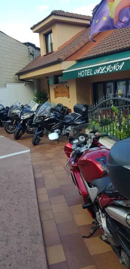 Hotel Alina Кангас-дель-Нарсеа Экстерьер фото